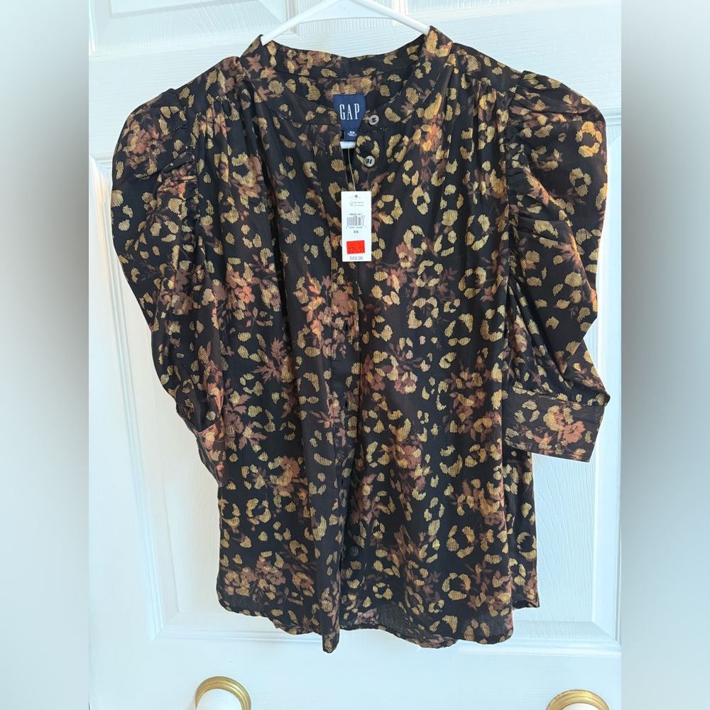 GAP Women's Black and Gold Floral Blouse